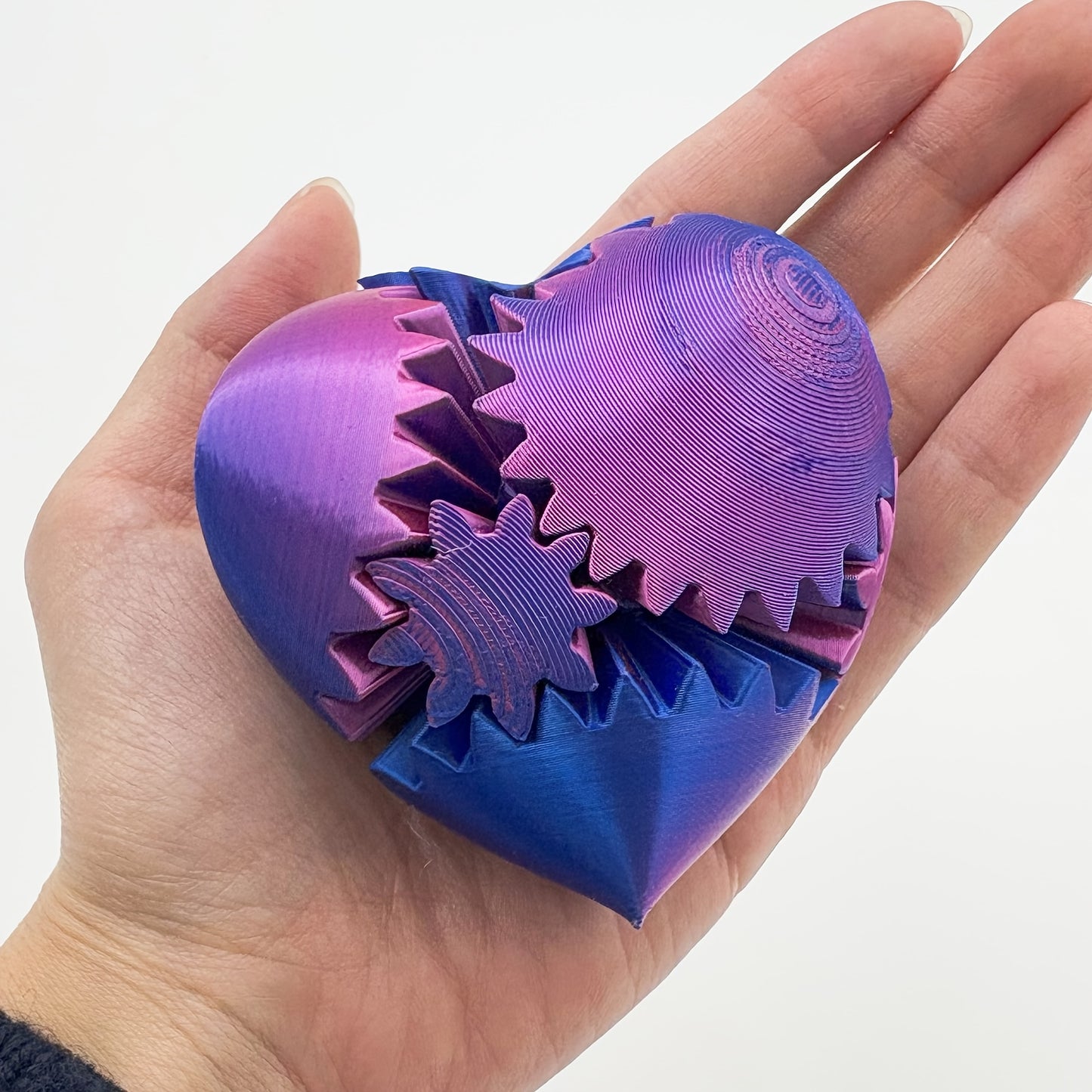 3D Printed Gradient Heart Gear Ball