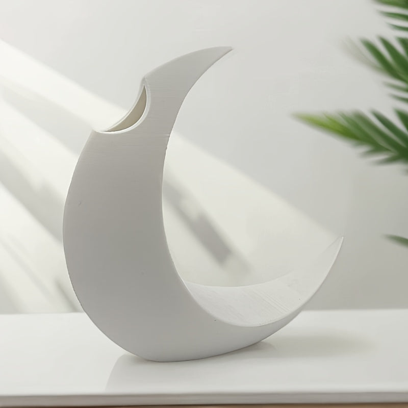 3D Printed Moon-Shaped Vase