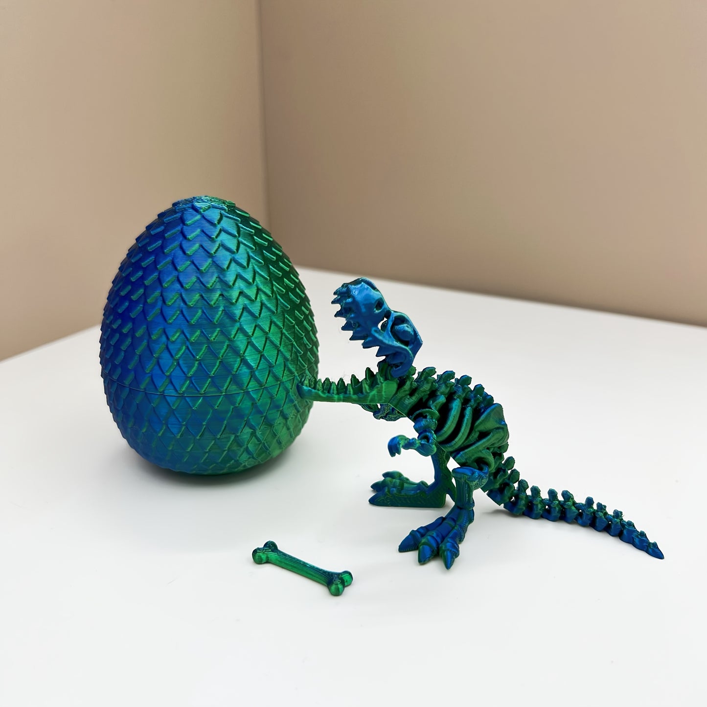 3D Printed Tyrannosaurus Rex and Egg